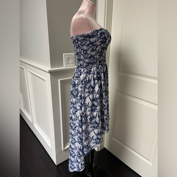 Michael Kors high low hem smocked blue and white print size S - Picture 3 of 6